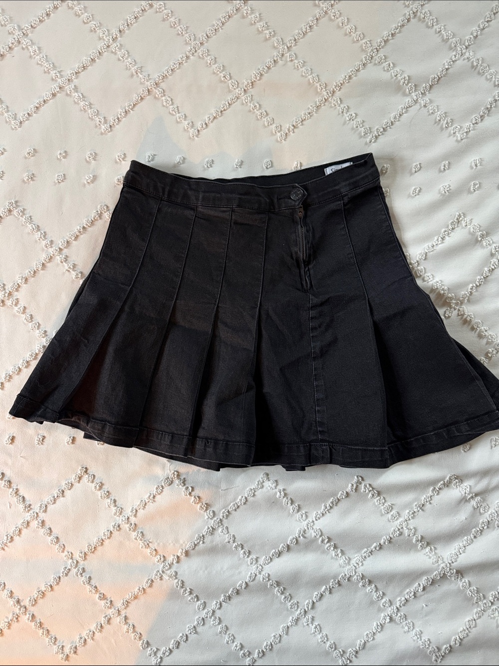Simple Society Black Pleated Skater Denim Skirt Size Medium
